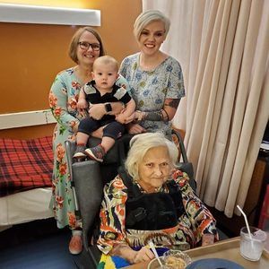 Meet your Posher, Teresa